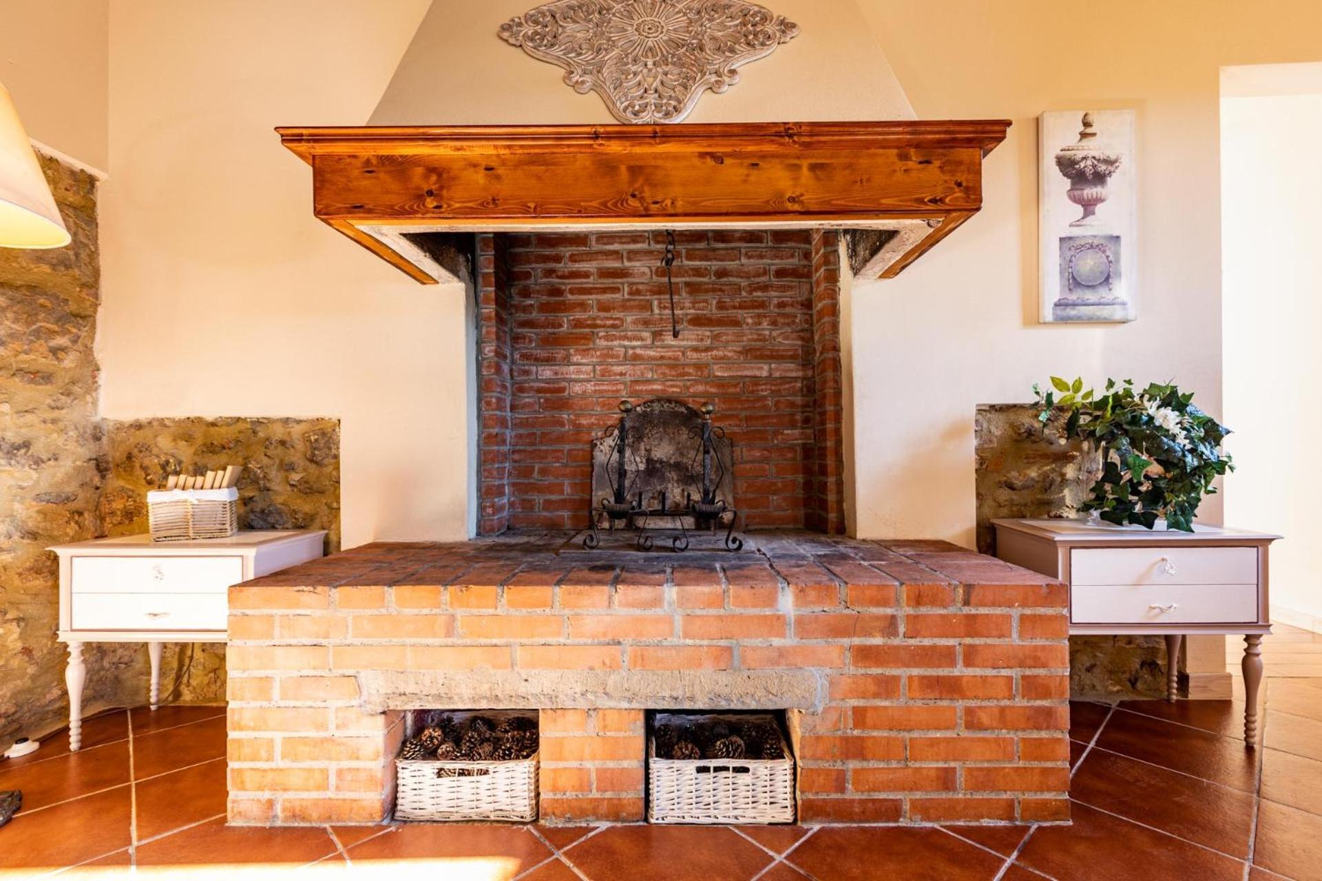 Gorgeous Villa Peccioli, With Private Pool, Ac, Wifi Legoli Экстерьер фото